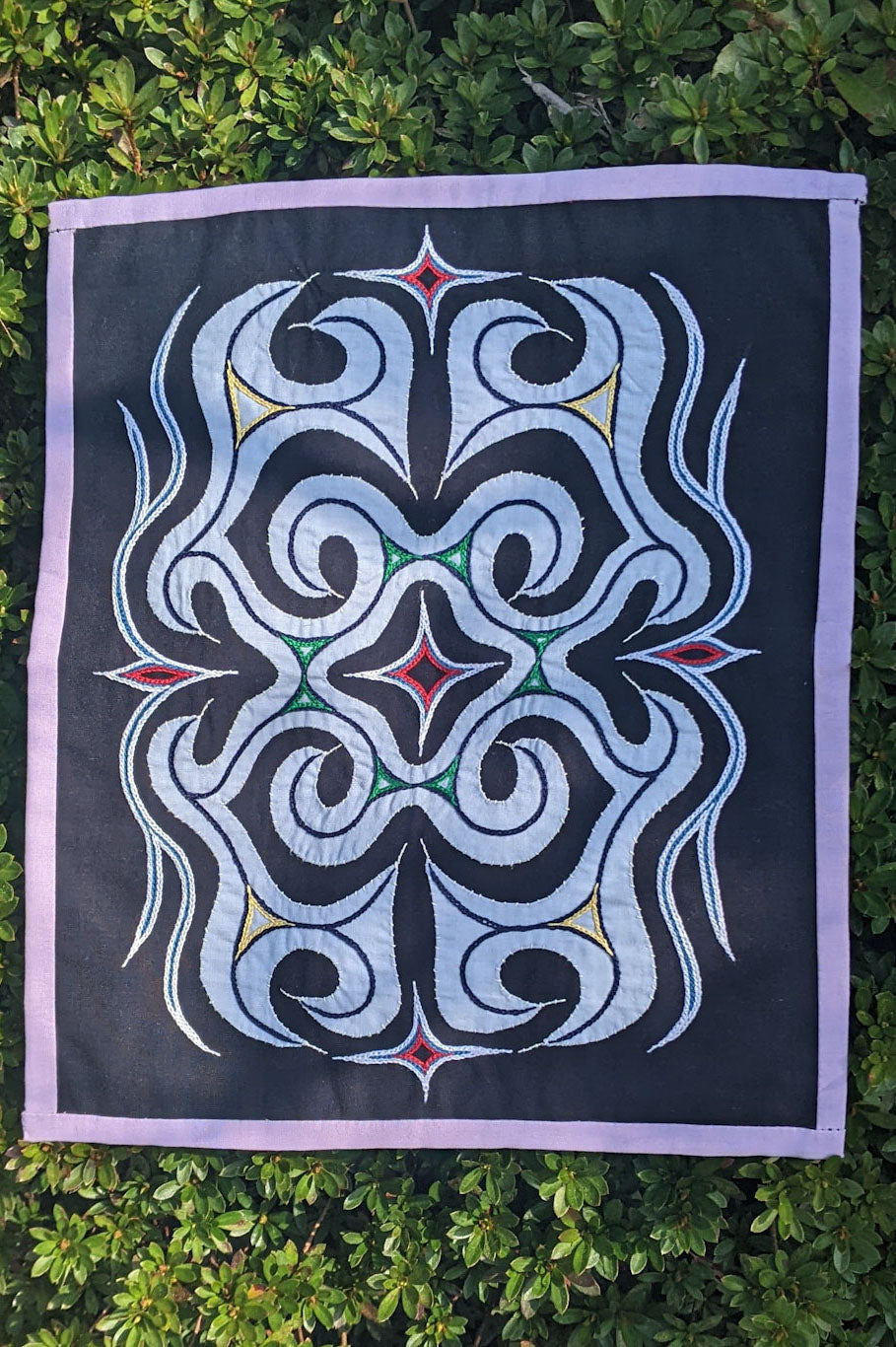 Wall hanging embroidered , h35(13.7) x w30(11.8)cm, Kaparamip